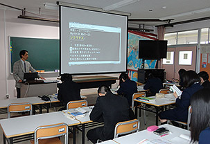 栗川さんの授業風景