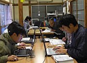 写真:精神障害者の就労支援活動、授産活動の拡大
