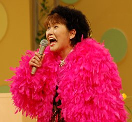 写真:豪快な笑い顔の山田邦子さん