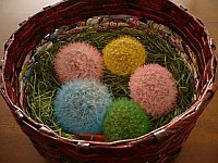 写真:たんぽぽの綿毛を使った工芸品